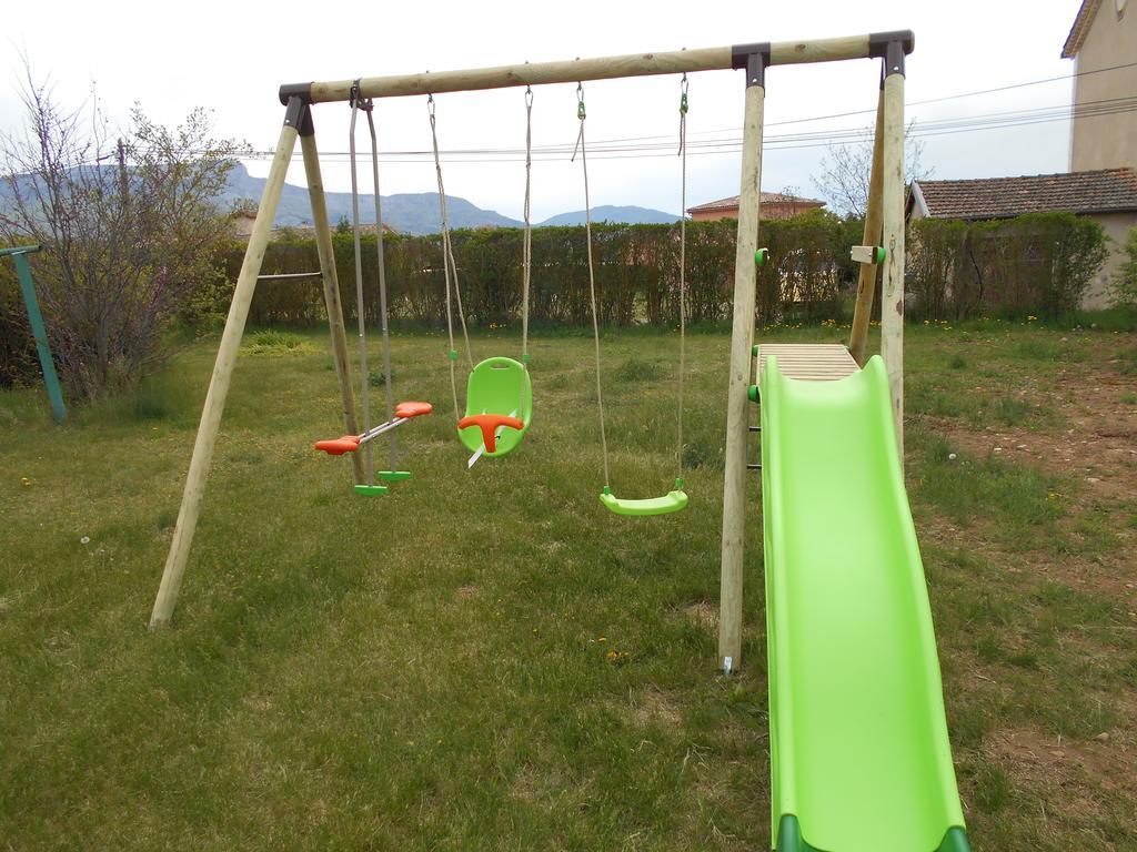 Les Passerons Holiday home