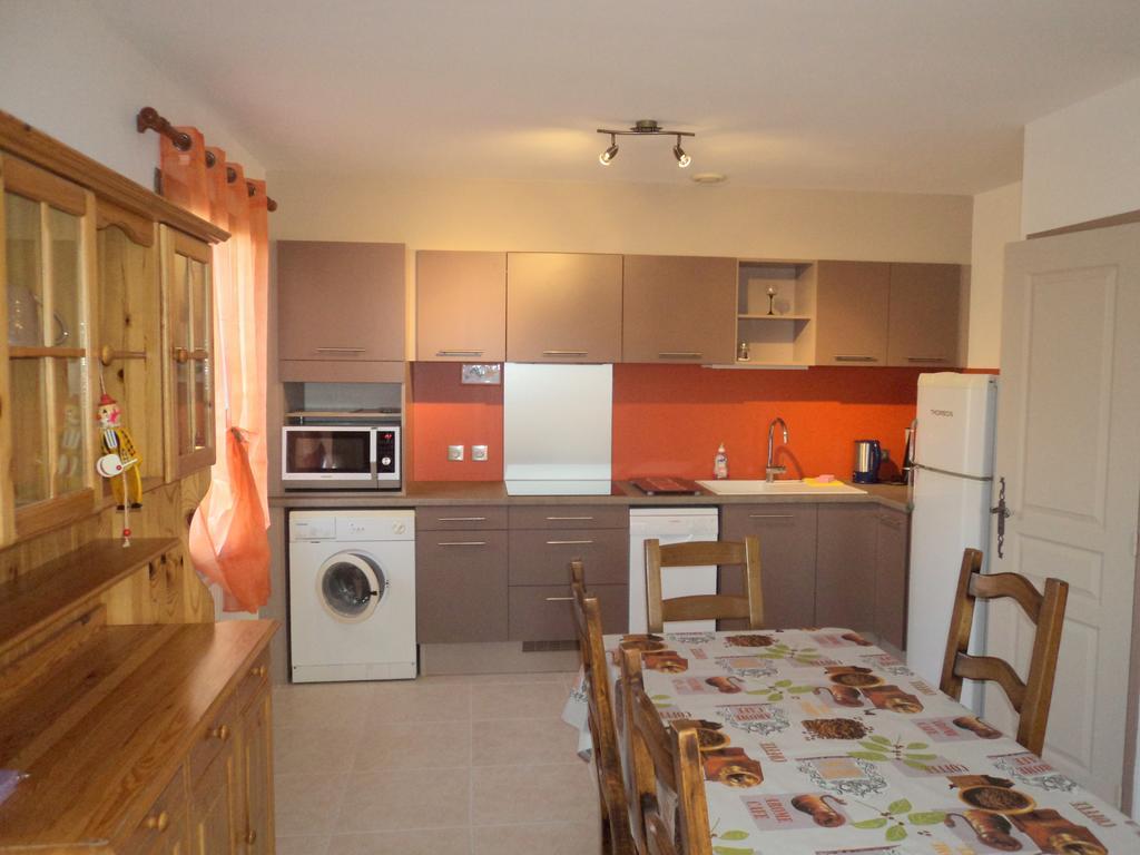 Holiday home Les Passerons